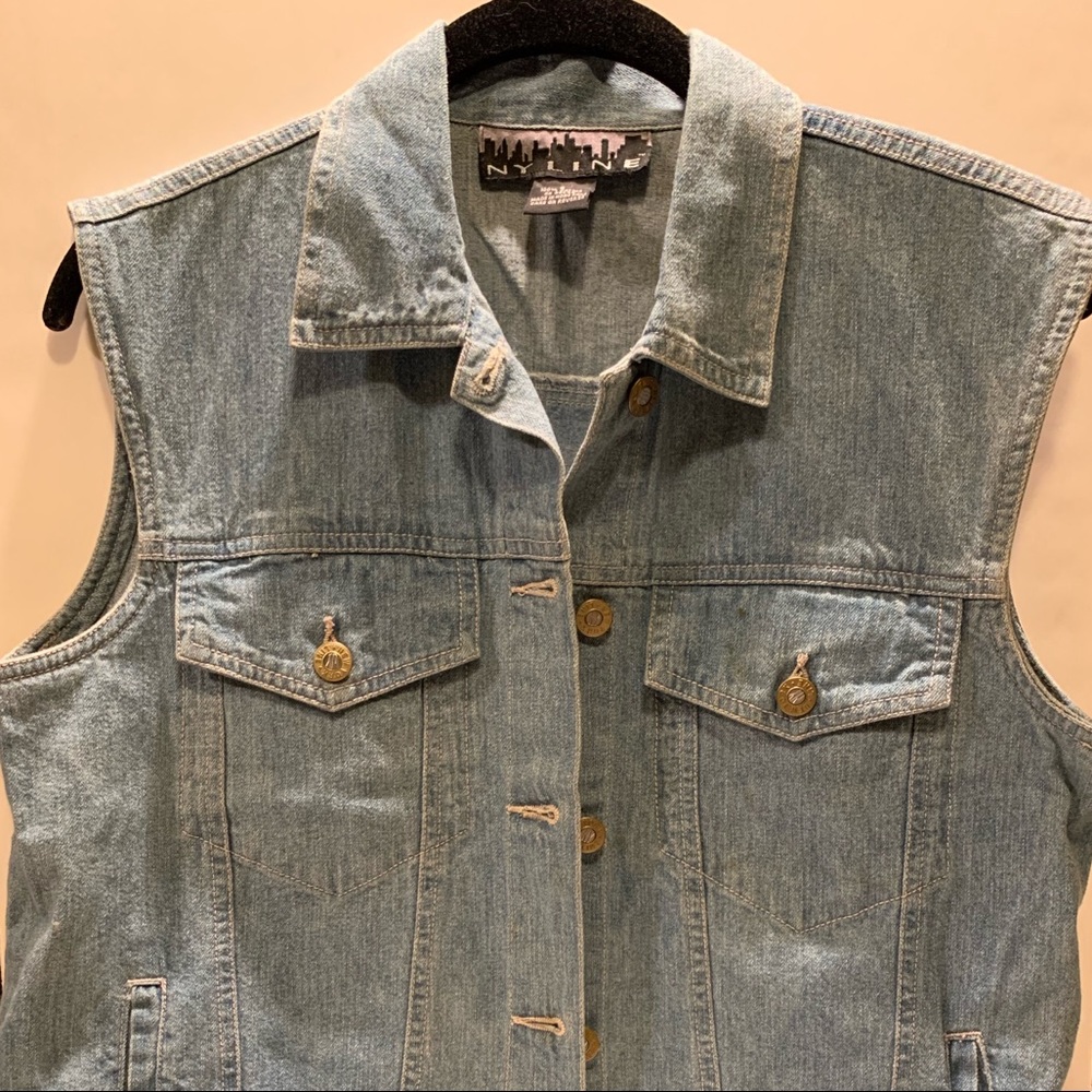 WOMEN’S NY LINE JEAN VEST.